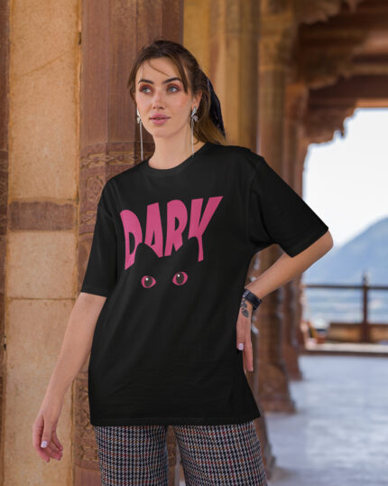 Dark Cat Eyez - Oversized Women T-Shirt