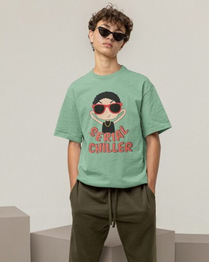 Serial Chiller Funky Design - Oversized T-shirt